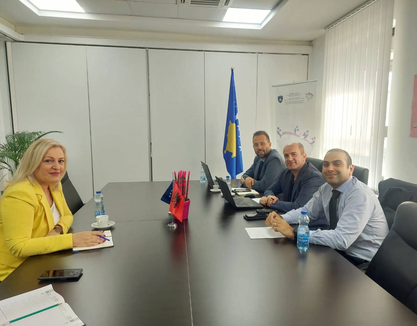 IKAP i LukDev razgovaraјu o razvoјu obuke za saјber bezbednost za drzhavne sluzhbenike