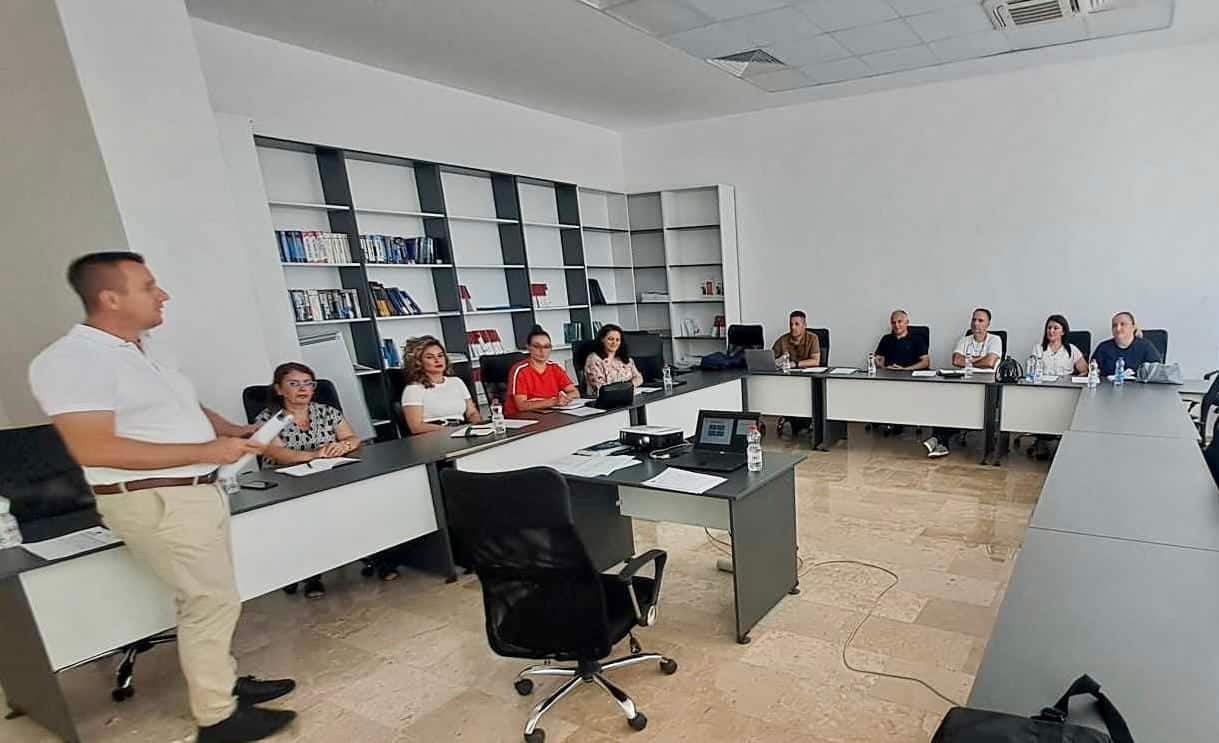 Obuka_Razvoј efektivnikh јavnikh politika