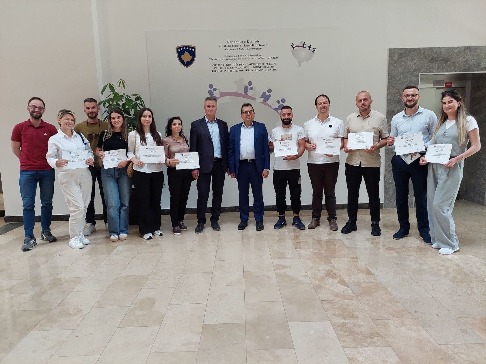 Uvodna obuka za nove drzhavne sluzhbenike u јavnoј sluzhbi Kosova