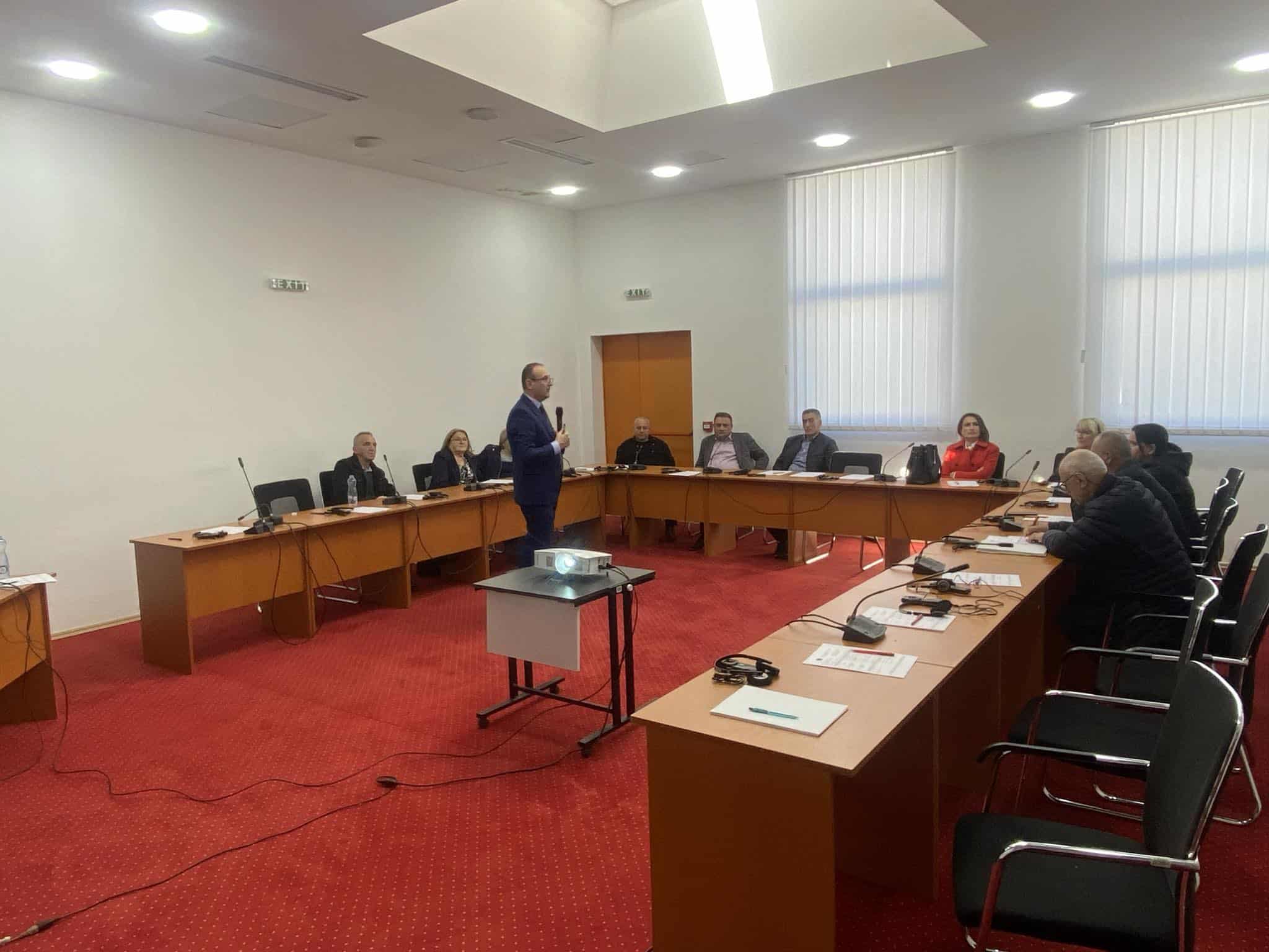 Trajnimi_Menaxhimi zyrtar i arkivave